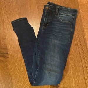 Women’s used American Eagle Outfitters skinny jeans
